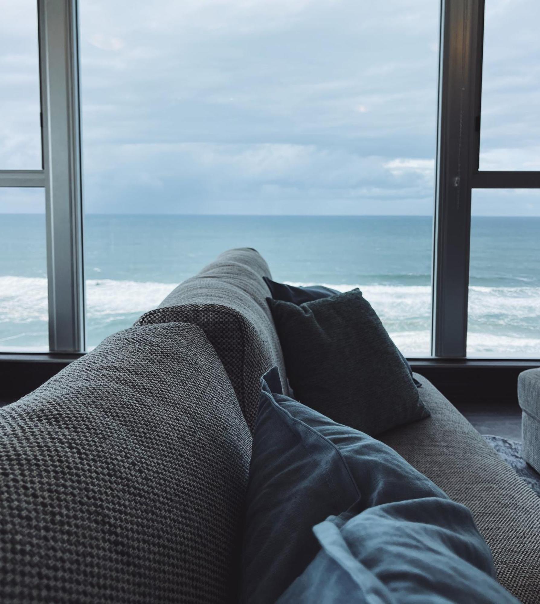 Aparthotel Golden Sands On The - Absolute Beachfront 4*