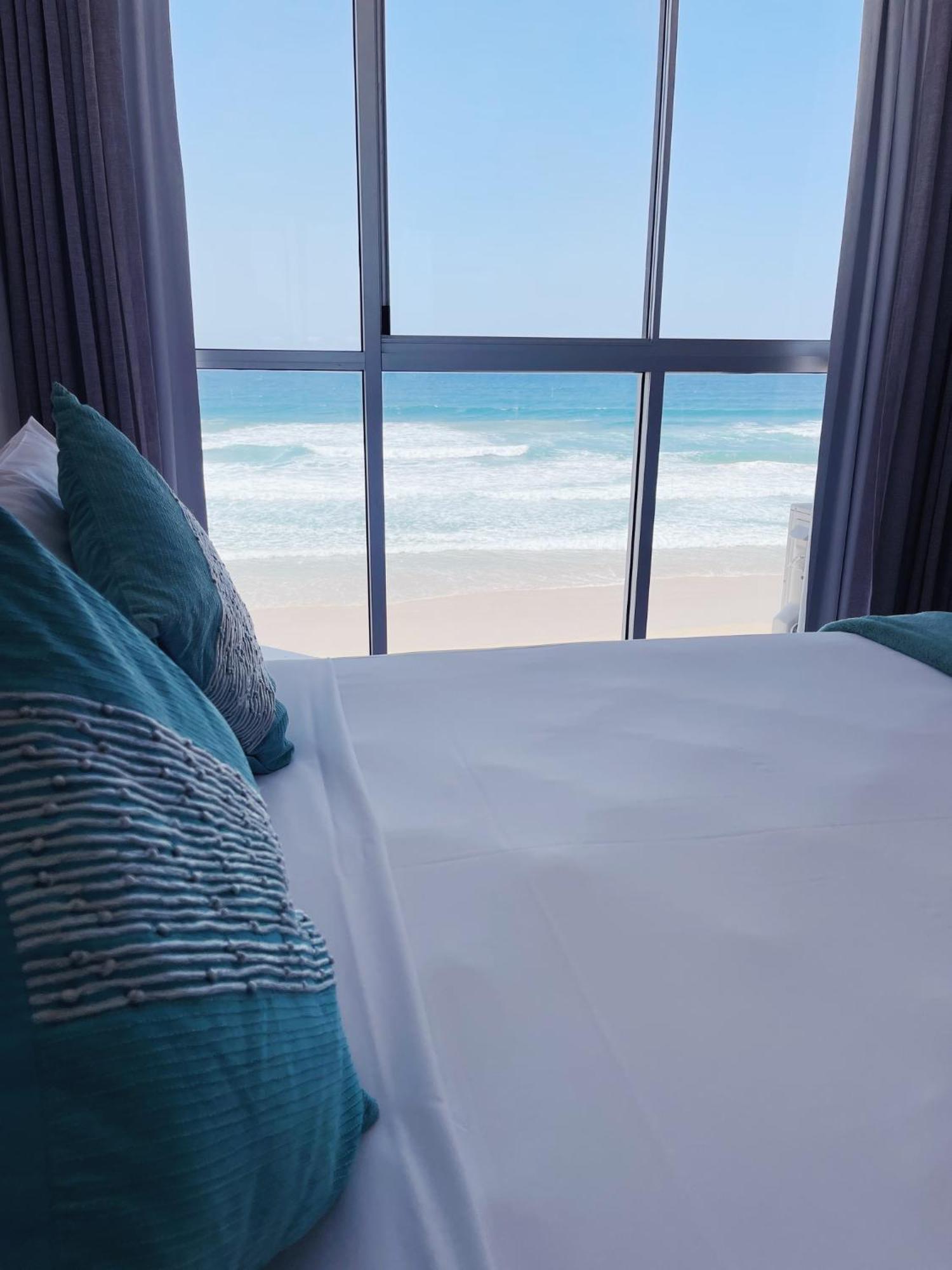 Golden Sands On The - Absolute Beachfront 4* Main Beach